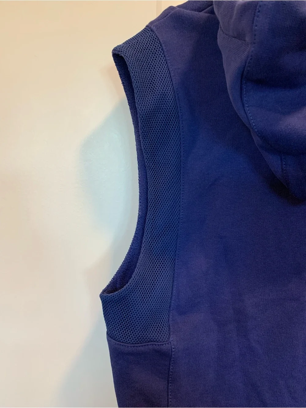 NWT-VERSACE. Sleeveless Hoodie with iconic Medusa   logo Patch in Royal Blue - Picture 11 of 16